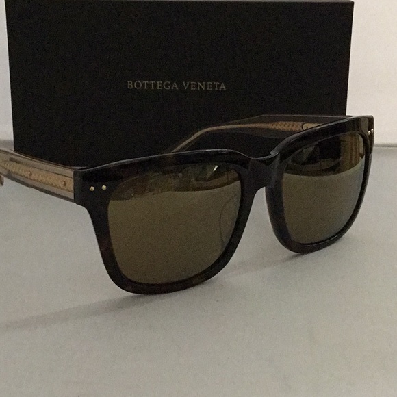 BOTTEGA VENETA SUNGLASSES FOR LADIES. main image 7